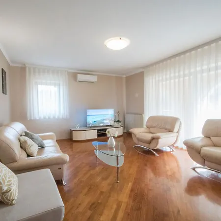 Ritosa, A Beautiful Pool Surrounded By Greenery * Trviz